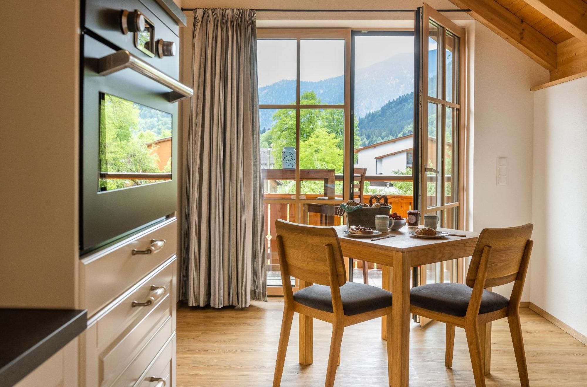 Ferienwohnungen Zober Am Muehlbach Oberammergau Eksteriør billede